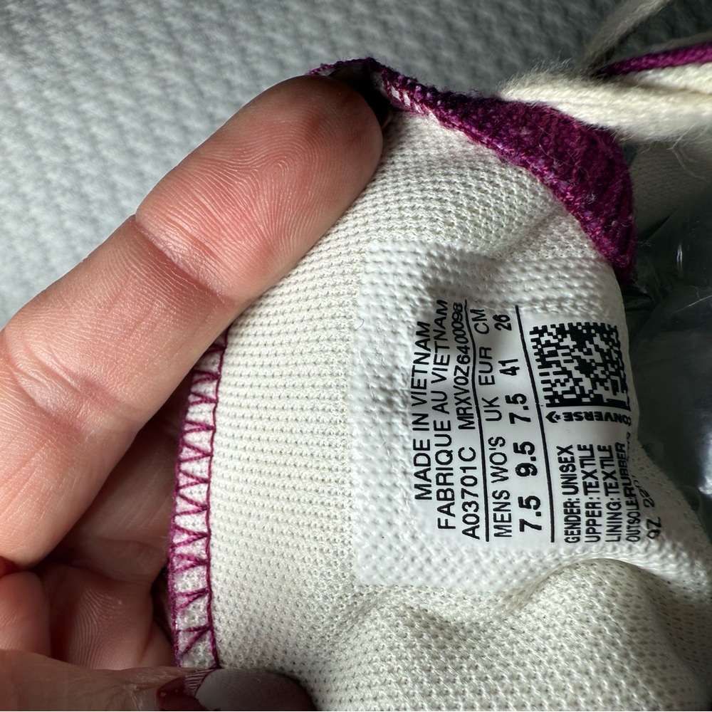 Converse Run Star Hike High Top Sneakers — Purple / White Unisex - Picture 5 of 5